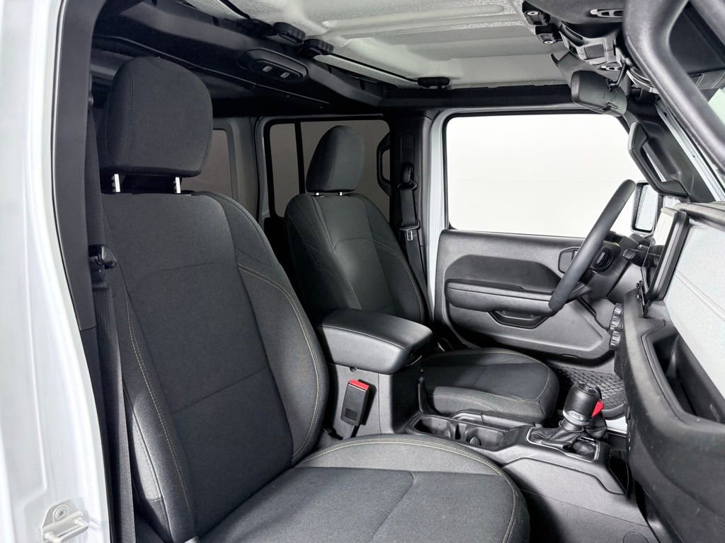 Used 2024 Jeep Wrangler Willys image 12