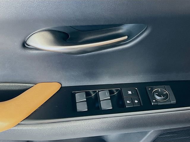 Used 2020 Lexus UX 250h w/ Accessory Package 2 image 13