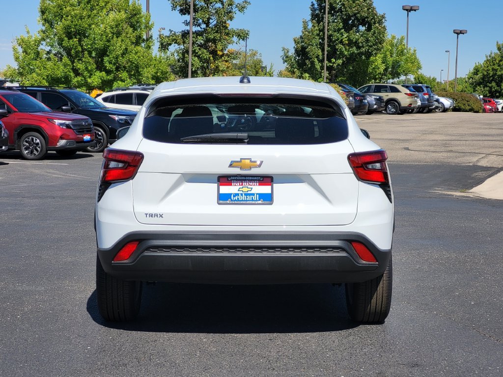 New 2026 Chevrolet Trax LS w/ LS Convenience Package FWD image 7
