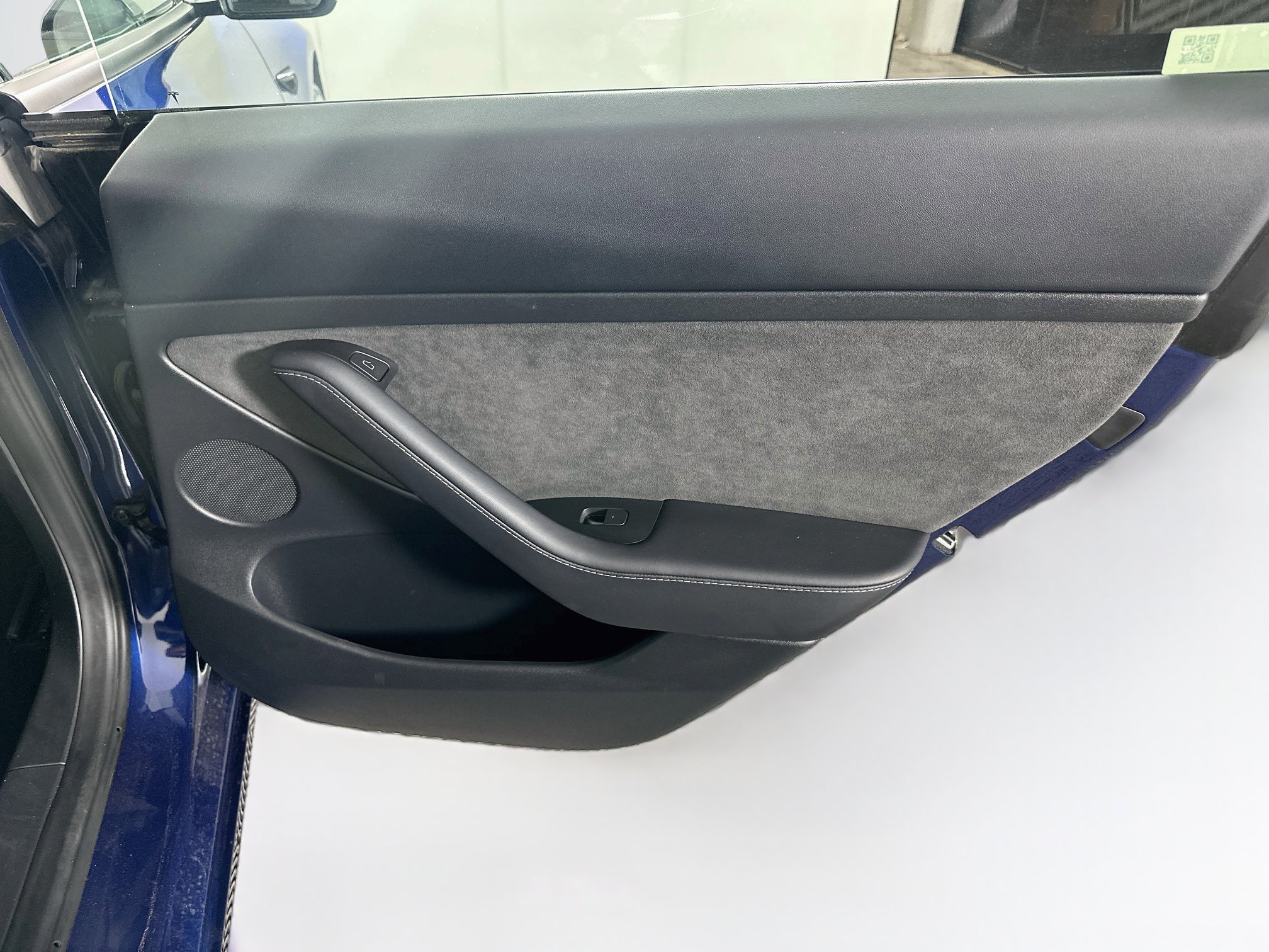 Used 2023 Tesla Model 3 Standard Range RWD image 28