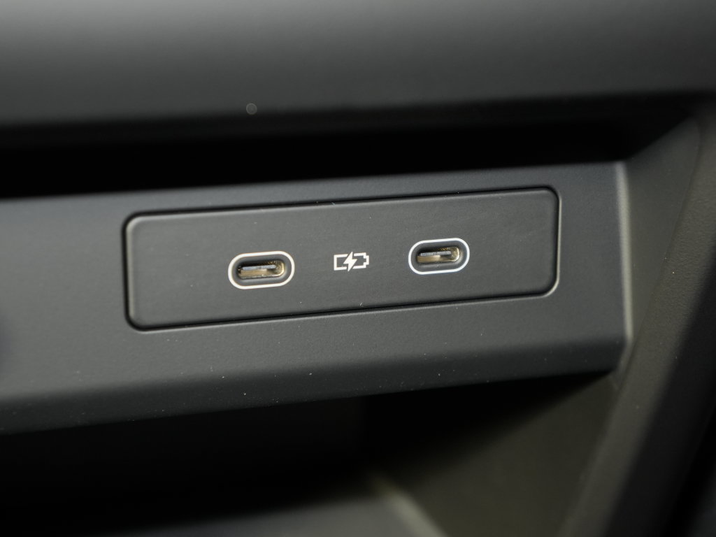 New 2026 Porsche Cayenne AWD/4WD image 36