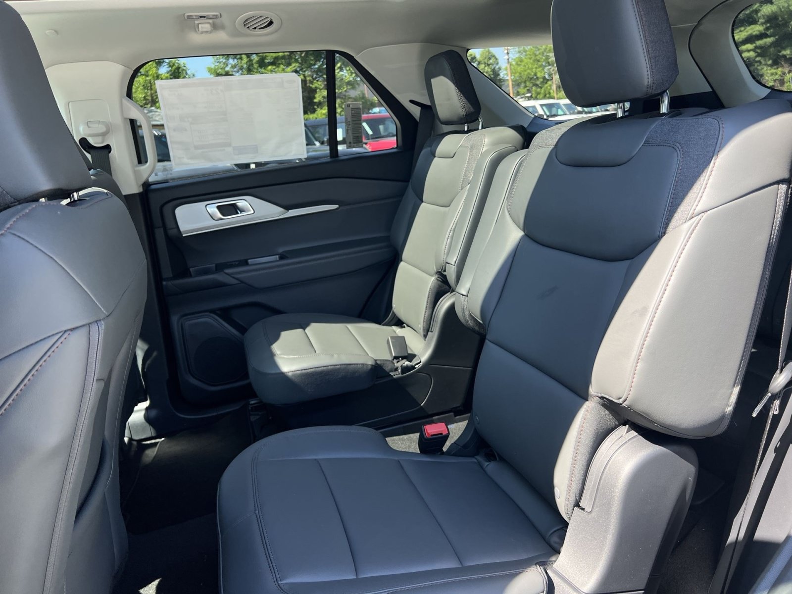 New 2026 Ford Explorer Active w/ Active Comfort Package AWD/4WD image 33