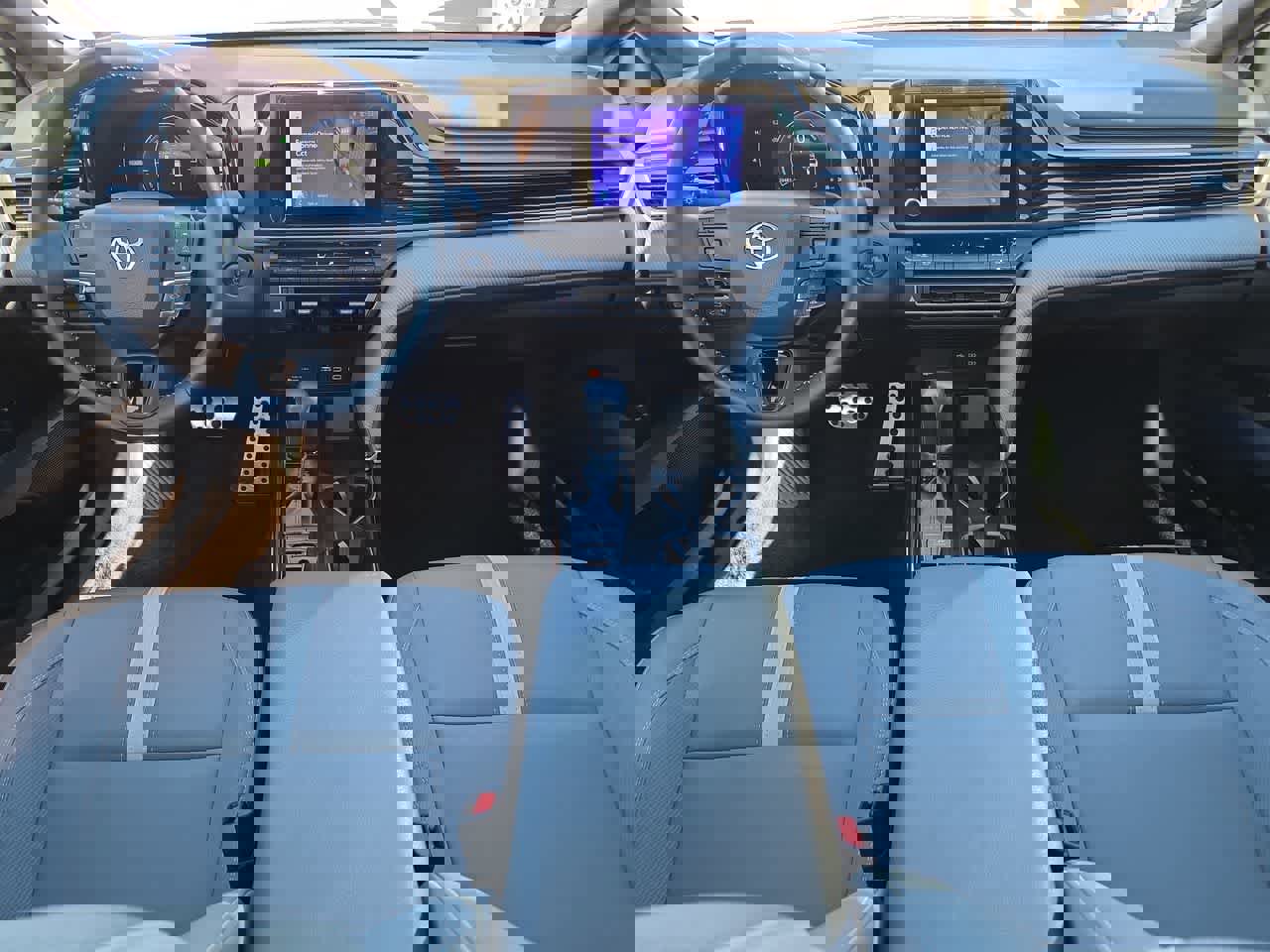 Certified 2025 Toyota Camry SE w/ Convenience Package image 14