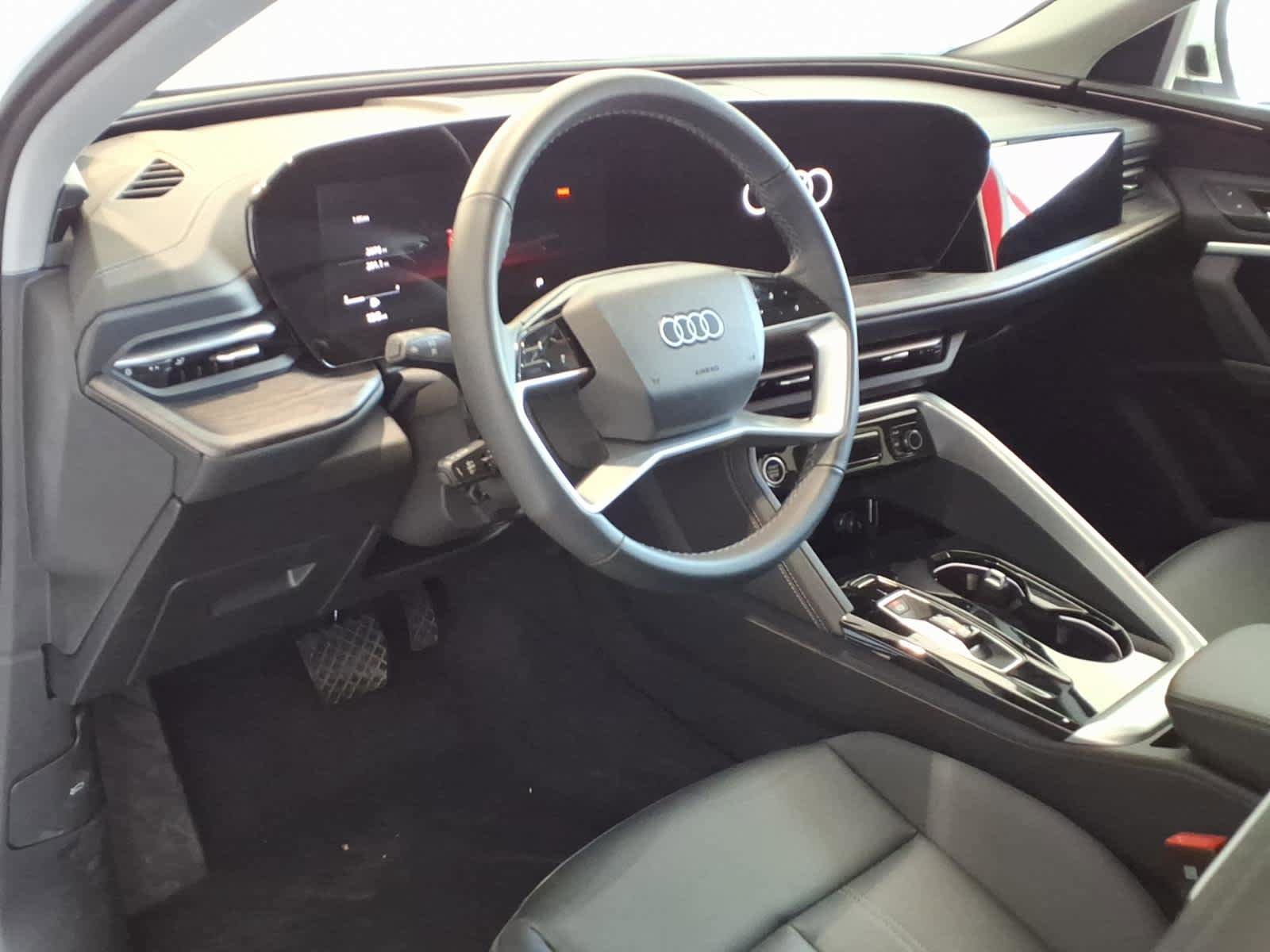 Used 2025 Audi Q5 Premium w/ Convenience Package AWD/4WD image 9
