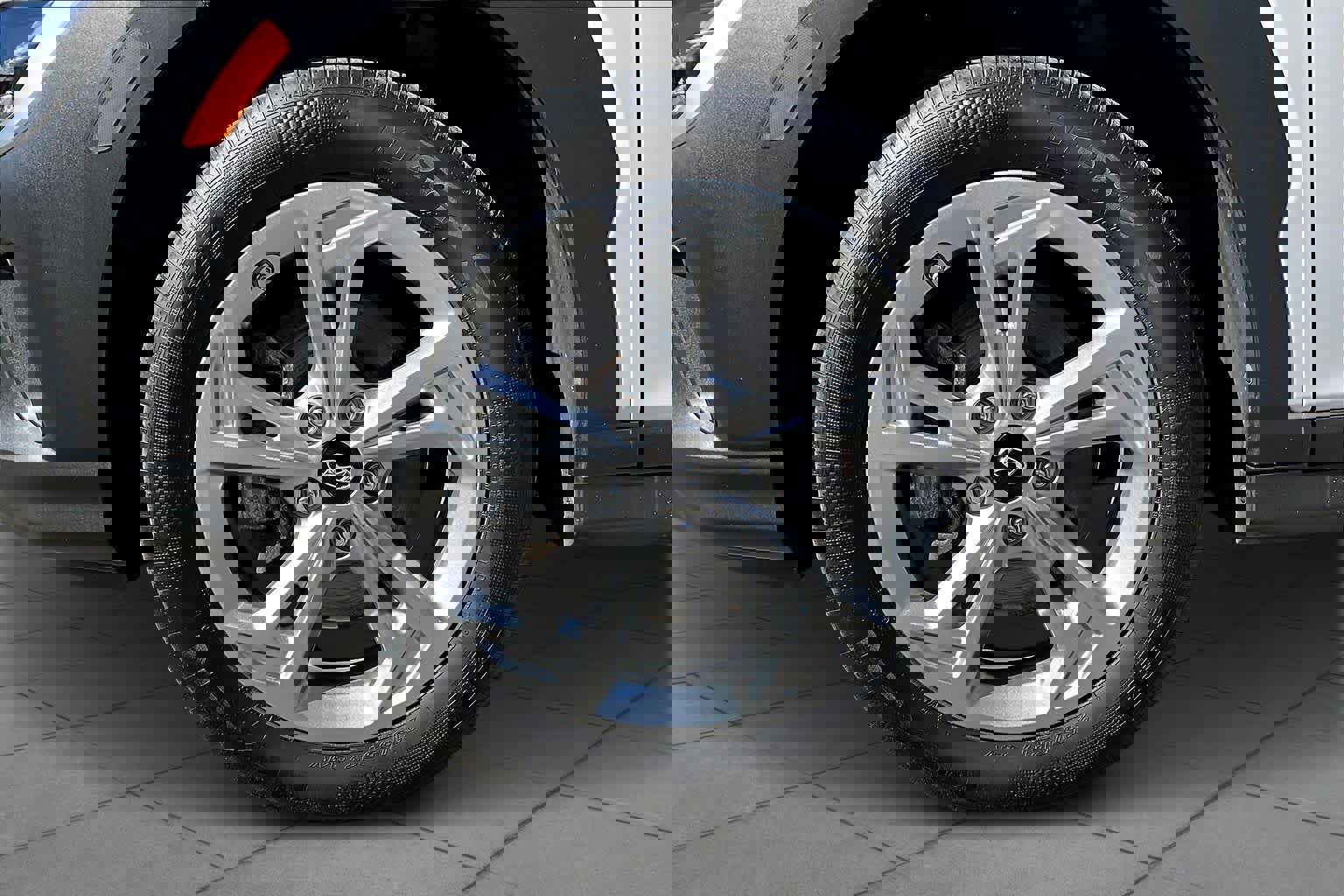 Used 2023 Hyundai Kona SEL image 11