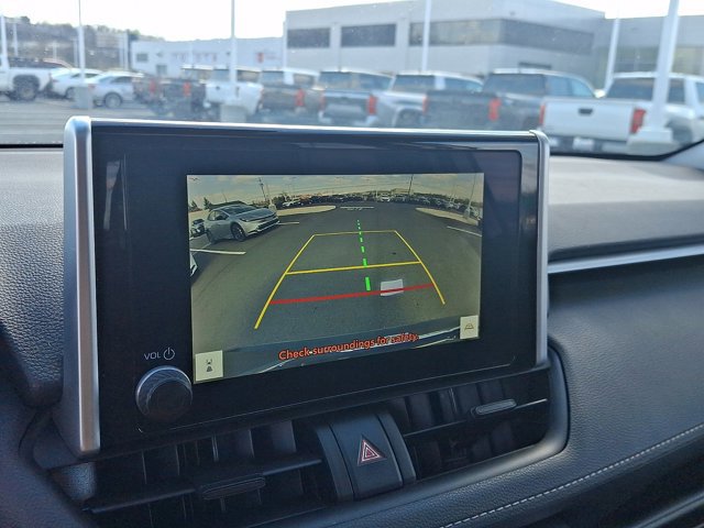 Certified 2024 Toyota RAV4 XLE w/ Convenience Package image 18