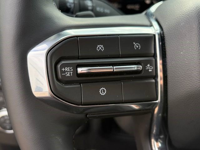 Certified 2025 GMC Yukon XL Denali AWD/4WD image 9