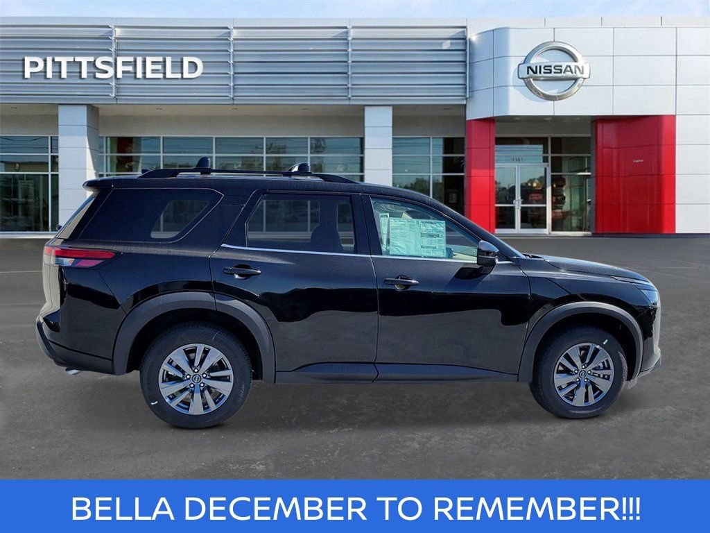 New 2025 Nissan Pathfinder SV image 2