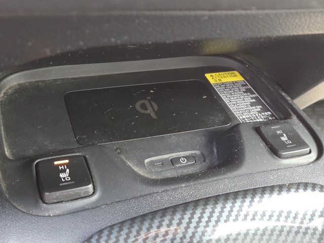 Used 2019 Toyota Corolla XSE FWD image 4