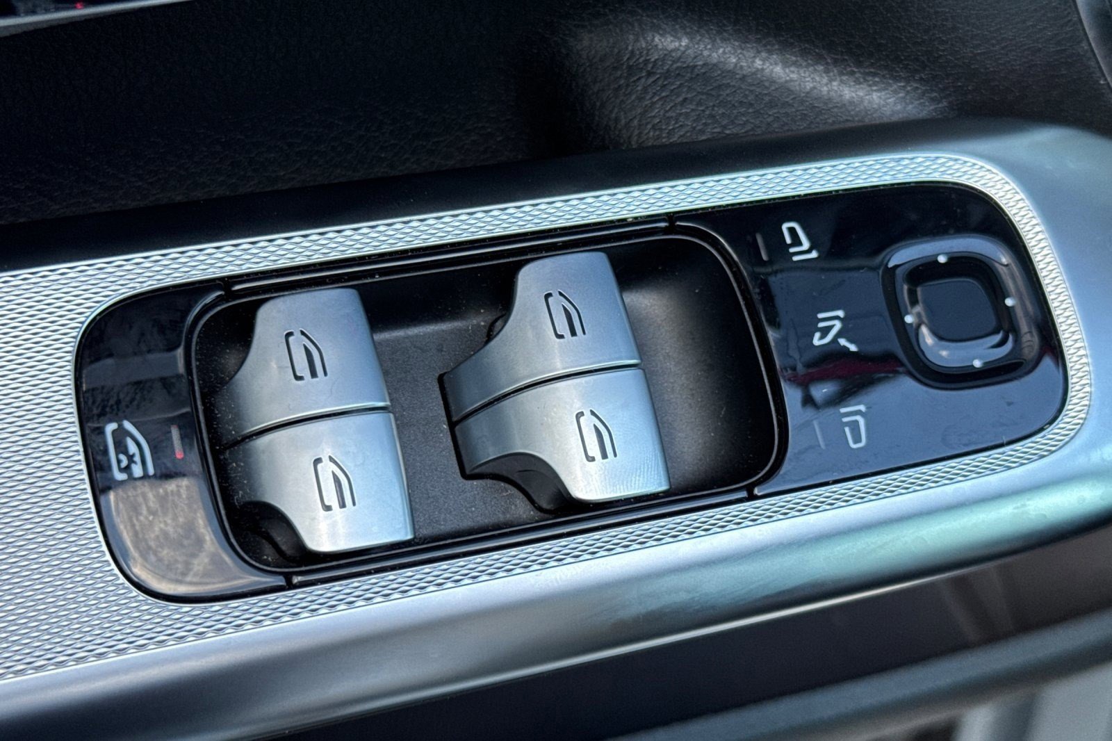 Used 2023 Mercedes-Benz EQE 350+ Sedan image 12