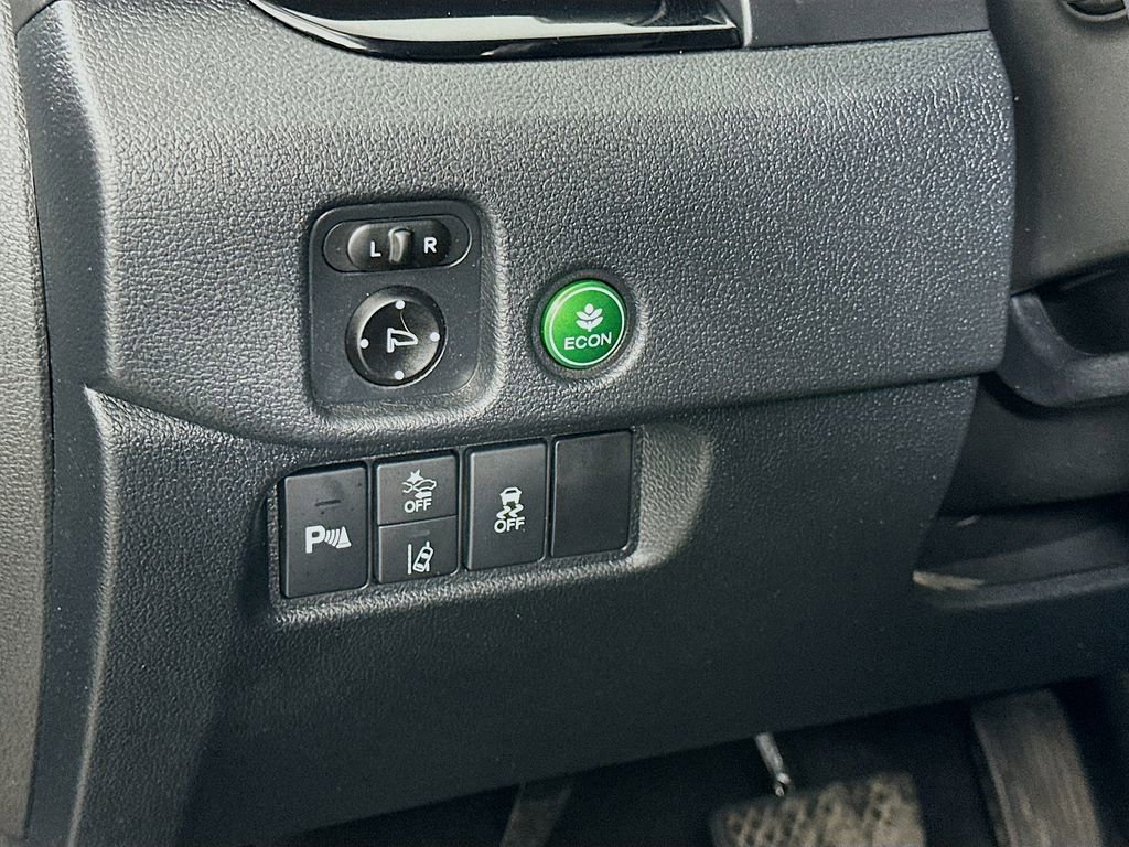 Used 2021 Honda Pilot Touring image 10