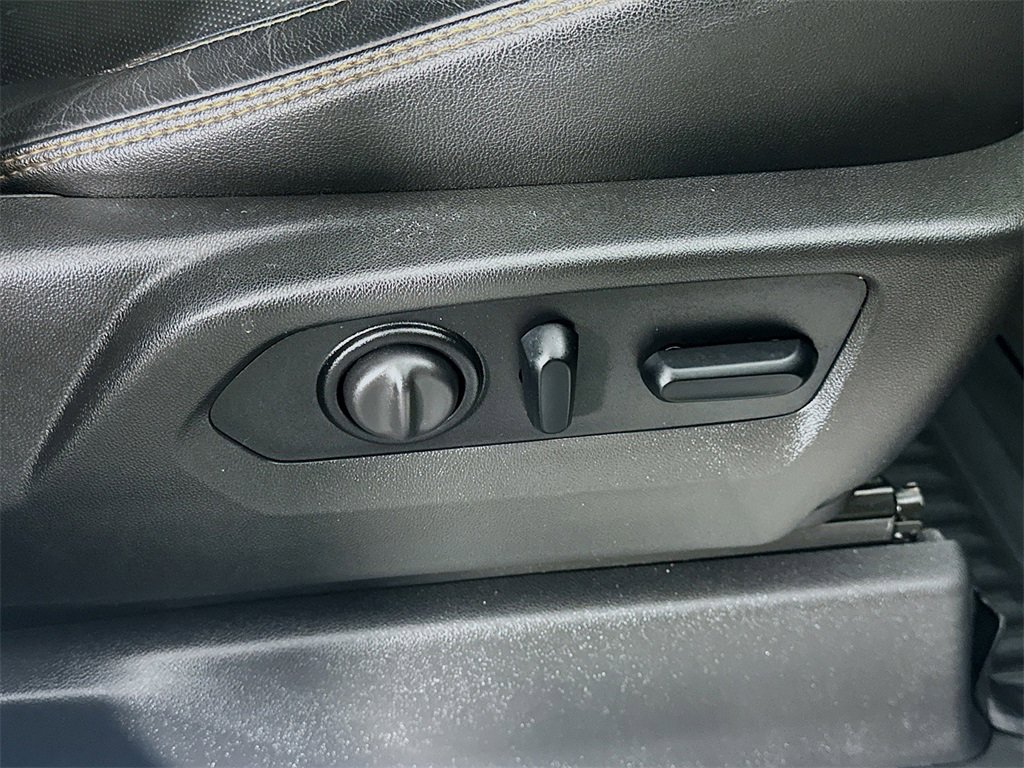 Used 2022 GMC Sierra 2500 AT4 w/ Gooseneck/5TH Wheel Package image 21