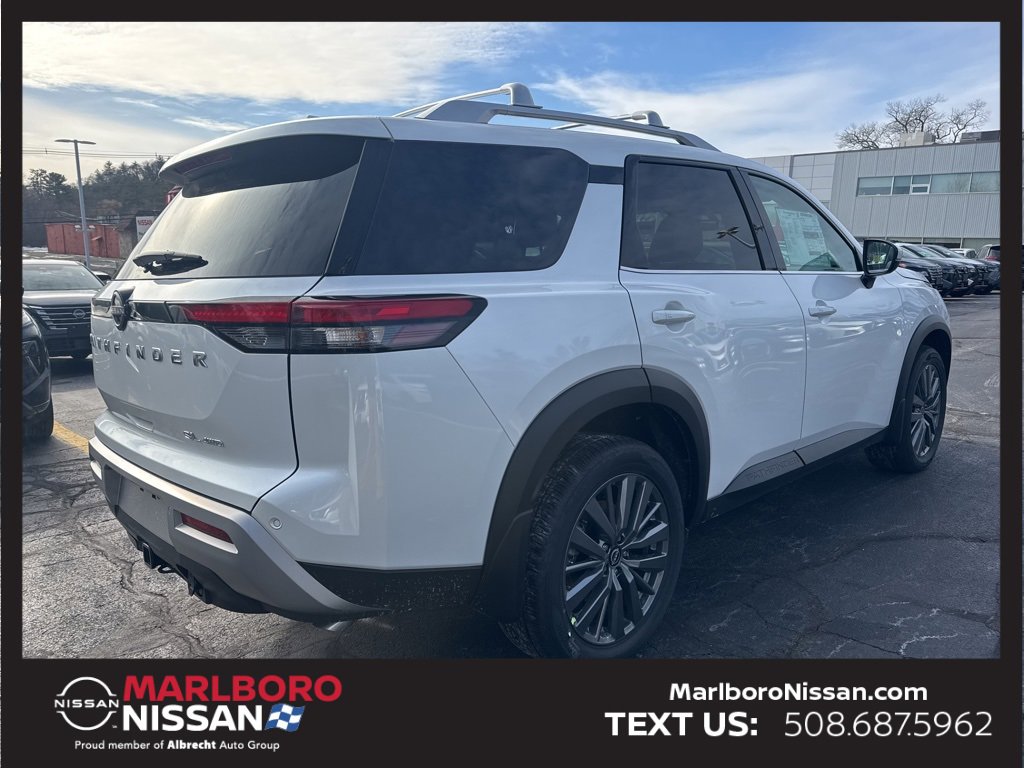 New 2025 Nissan Pathfinder SL w/ SL Premium Package image 7