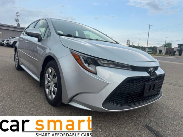 Used 2022 Toyota Corolla LE FWD image 1