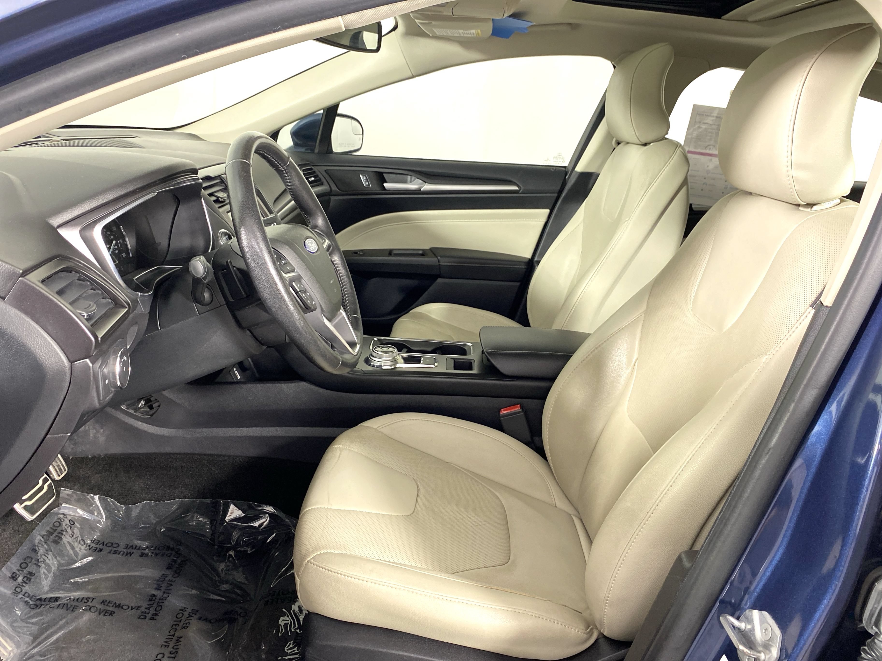 Used 2018 Ford Fusion Titanium AWD/4WD image 17