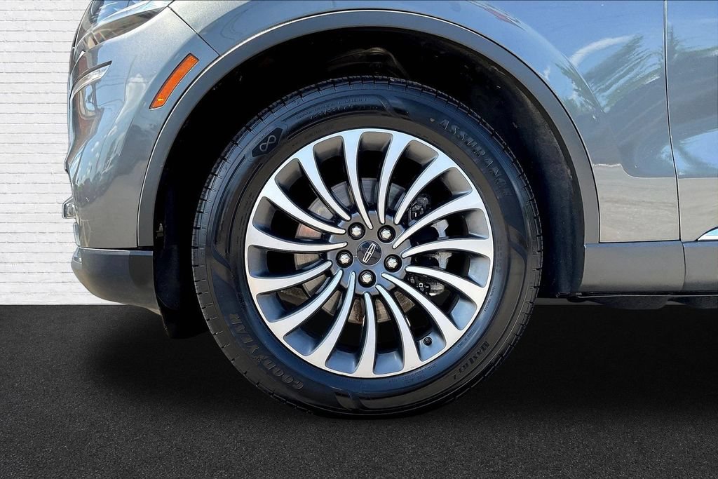Used 2020 Lincoln Aviator Reserve w/ Elements Package Plus AWD/4WD image 31