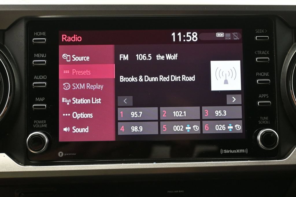Used 2020 Toyota Tacoma SR5 RWD image 19