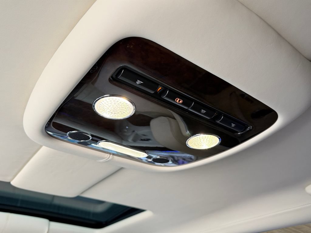 Used 2015 Bentley Flying Spur V8 AWD/4WD image 23