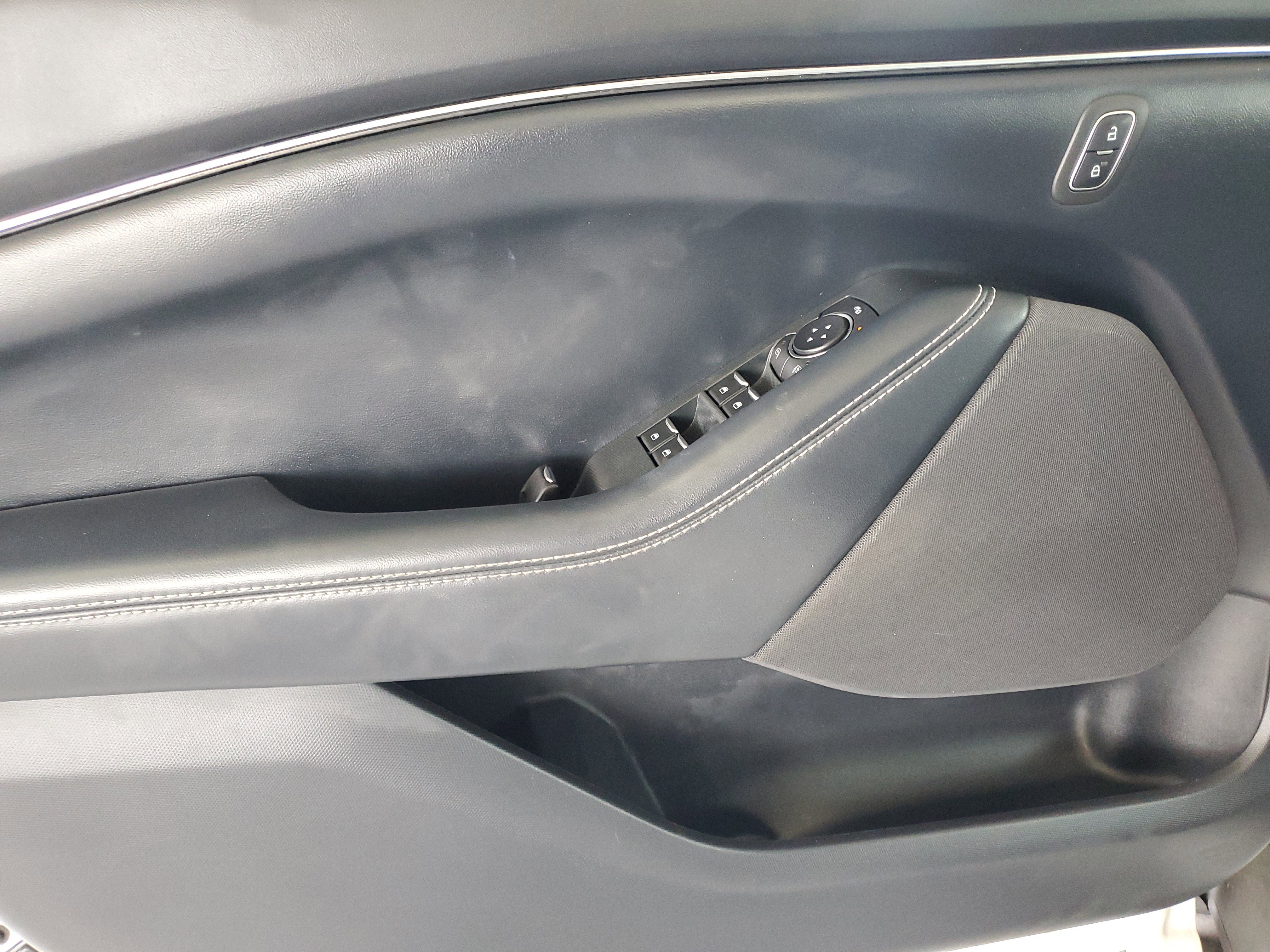 Used 2022 Ford Mustang Mach-E Select RWD image 15