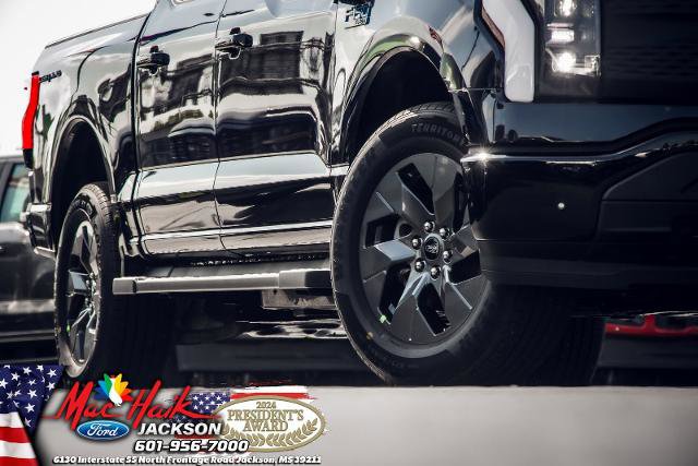 New 2025 Ford F150 Lightning Flash image 4
