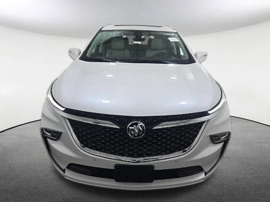 Used 2022 Buick Enclave Avenir w/ Avenir Technology Package AWD/4WD image 2