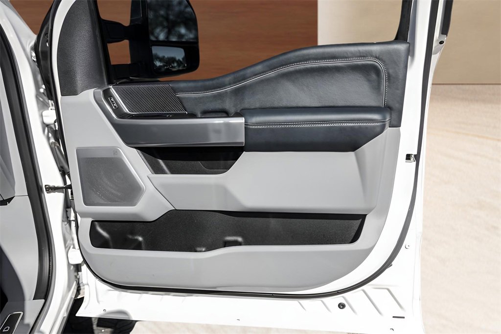 Used 2024 Ford F250 Limited w/ FX4 Off-Road Package image 32