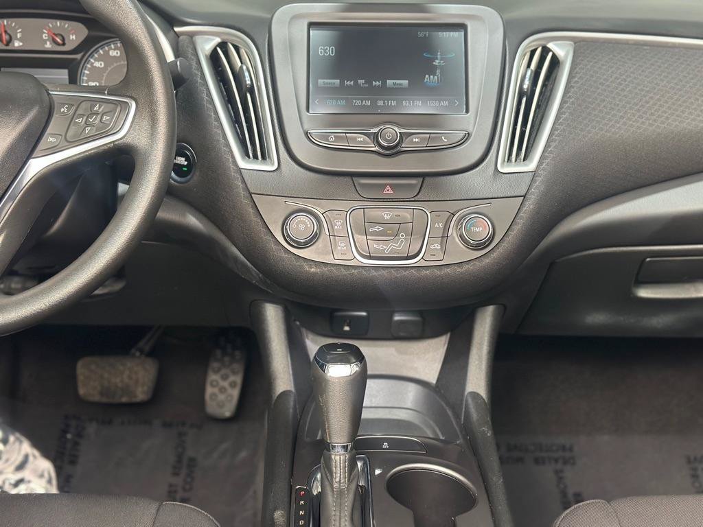 Used 2017 Chevrolet Malibu LS FWD image 15