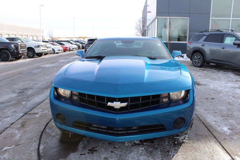Used 2010 Chevrolet Camaro LS image 2