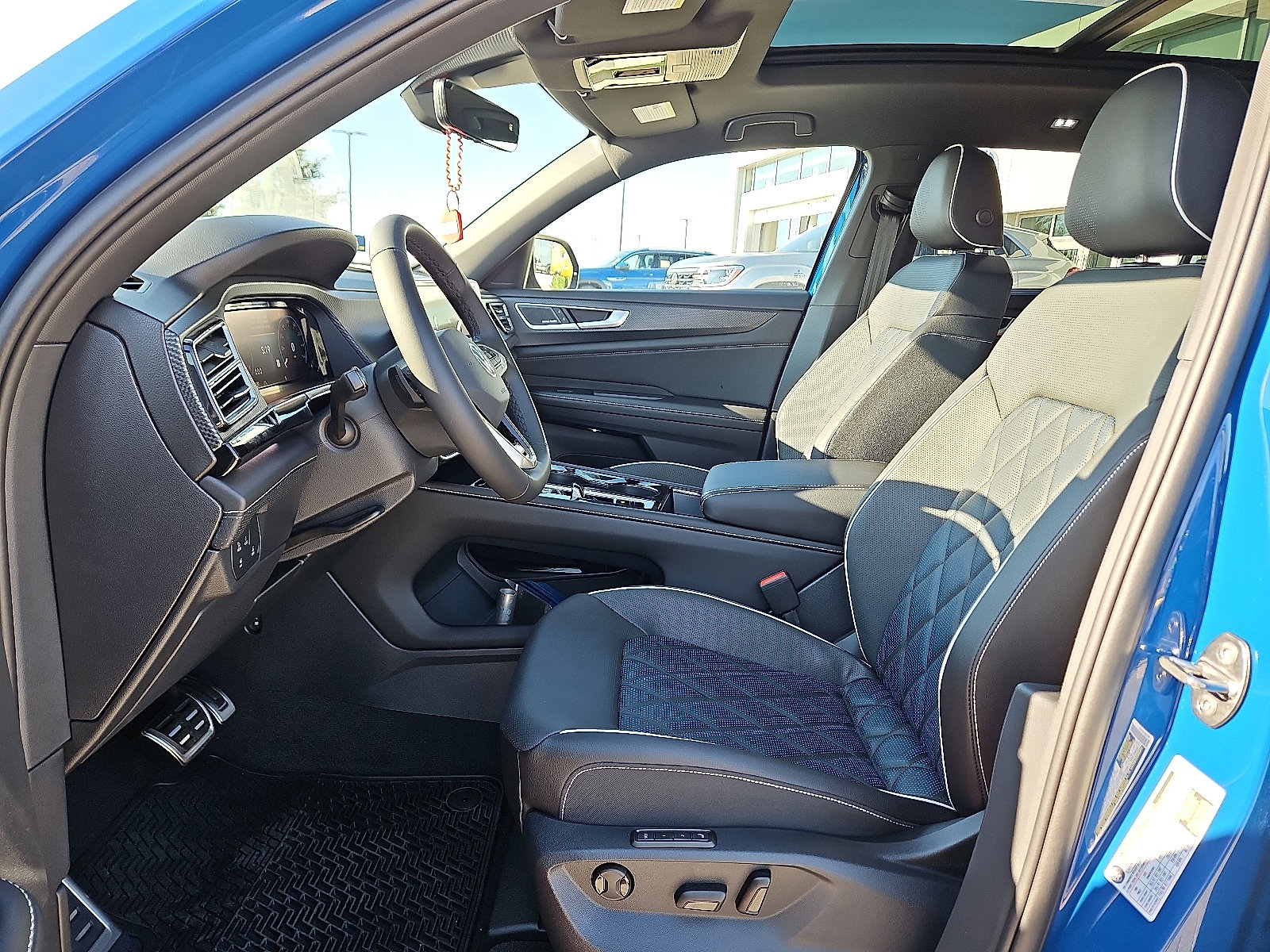 New 2026 Volkswagen Atlas Cross Sport SEL Premium R-Line image 12