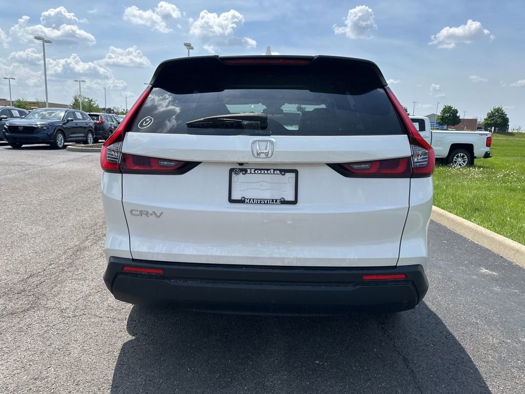 Used 2025 Honda CR-V LX image 8