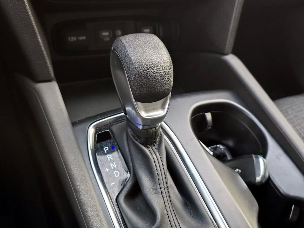 Used 2020 Hyundai Santa Fe SEL image 16