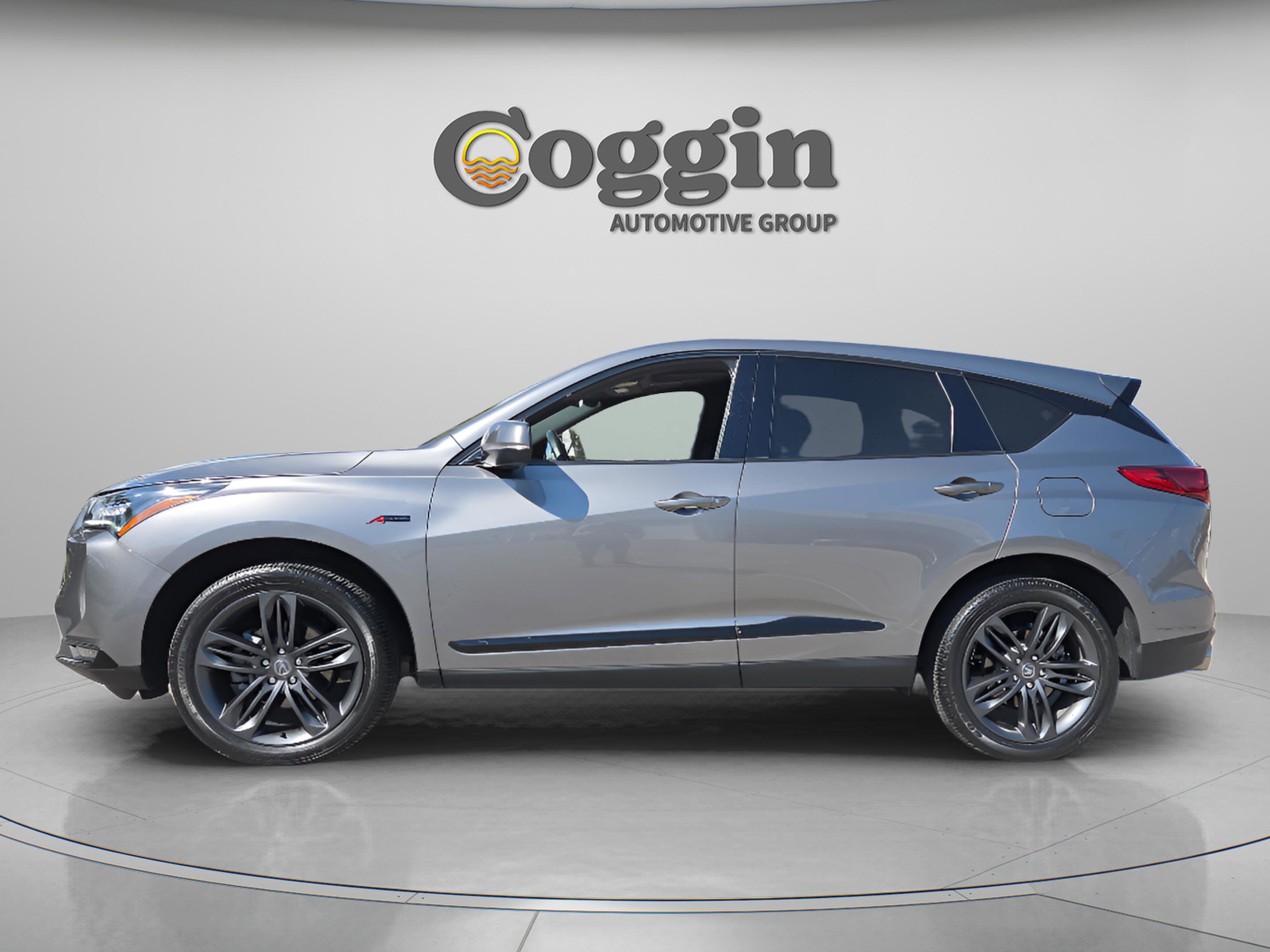 Used 2023 Acura RDX A-Spec image 2