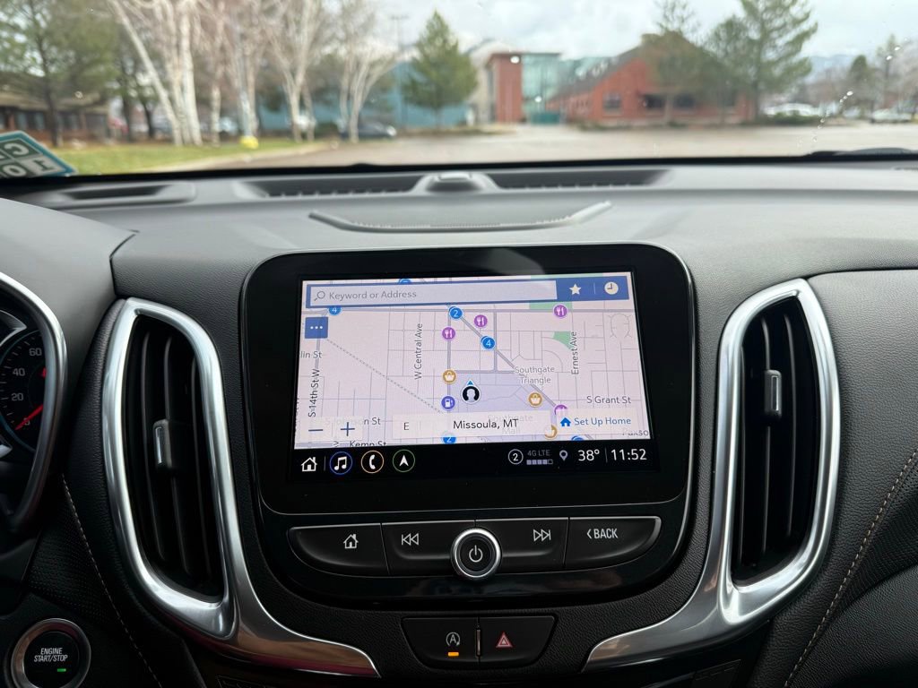 Used 2024 Chevrolet Equinox Premier image 28