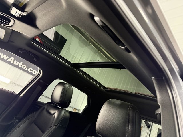 Used 2021 Chevrolet TrailBlazer ACTIV w/ Sun and Liftgate Package image 17