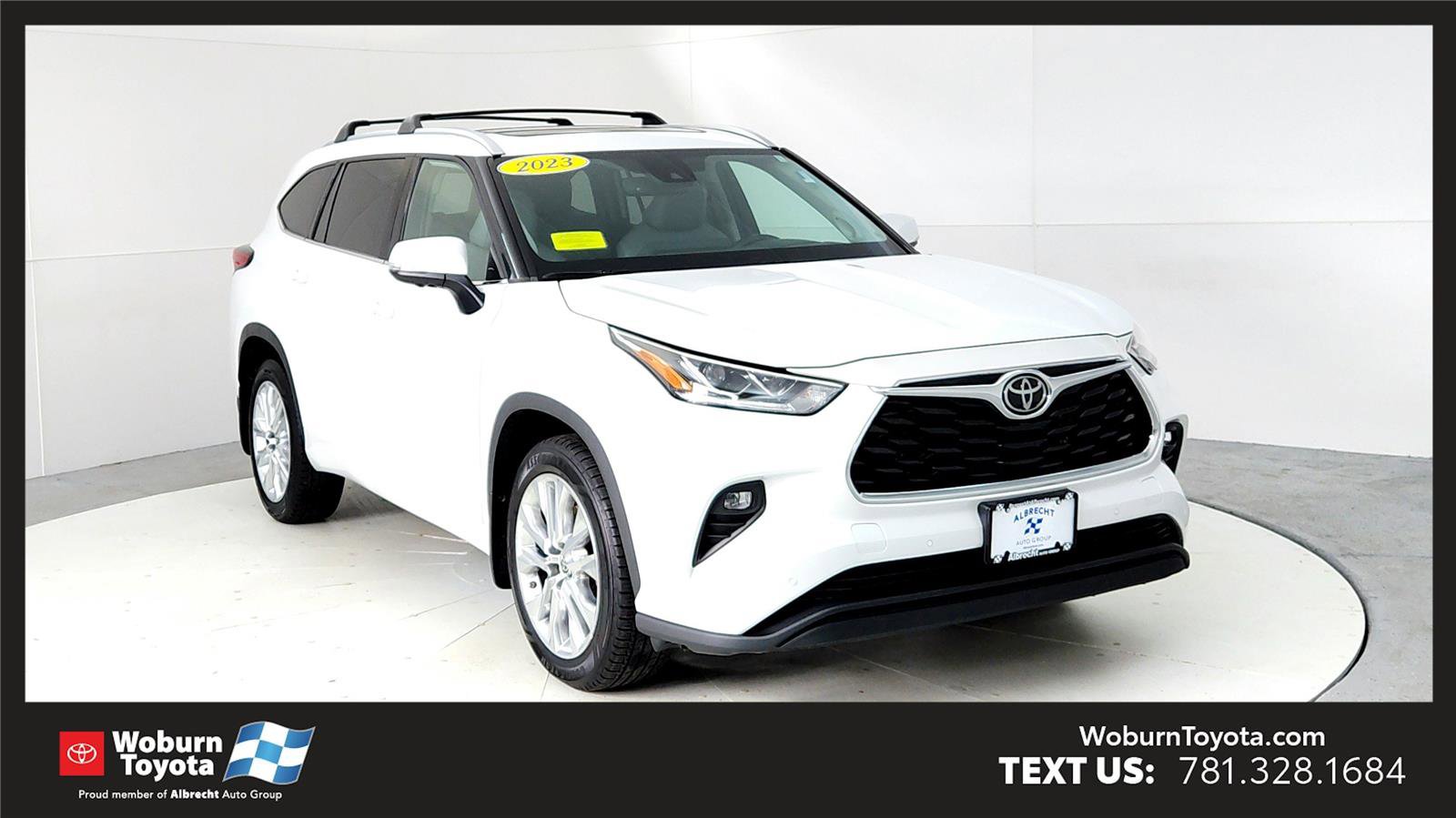 Used 2023 Toyota Highlander Limited image 1