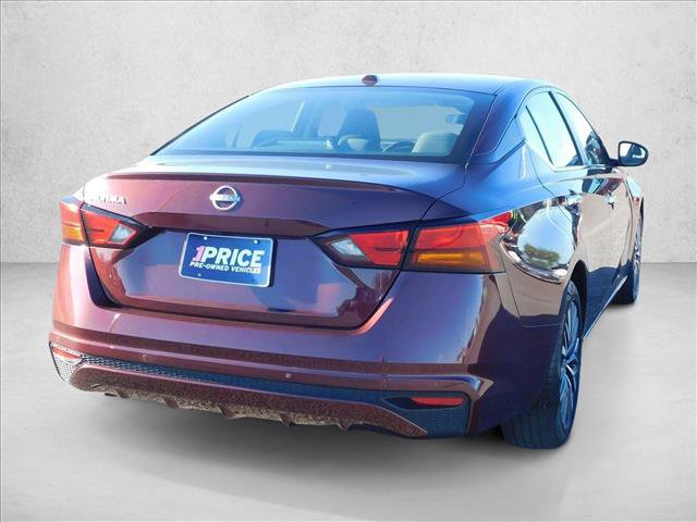Used 2025 Nissan Altima 2.5 SV FWD image 9