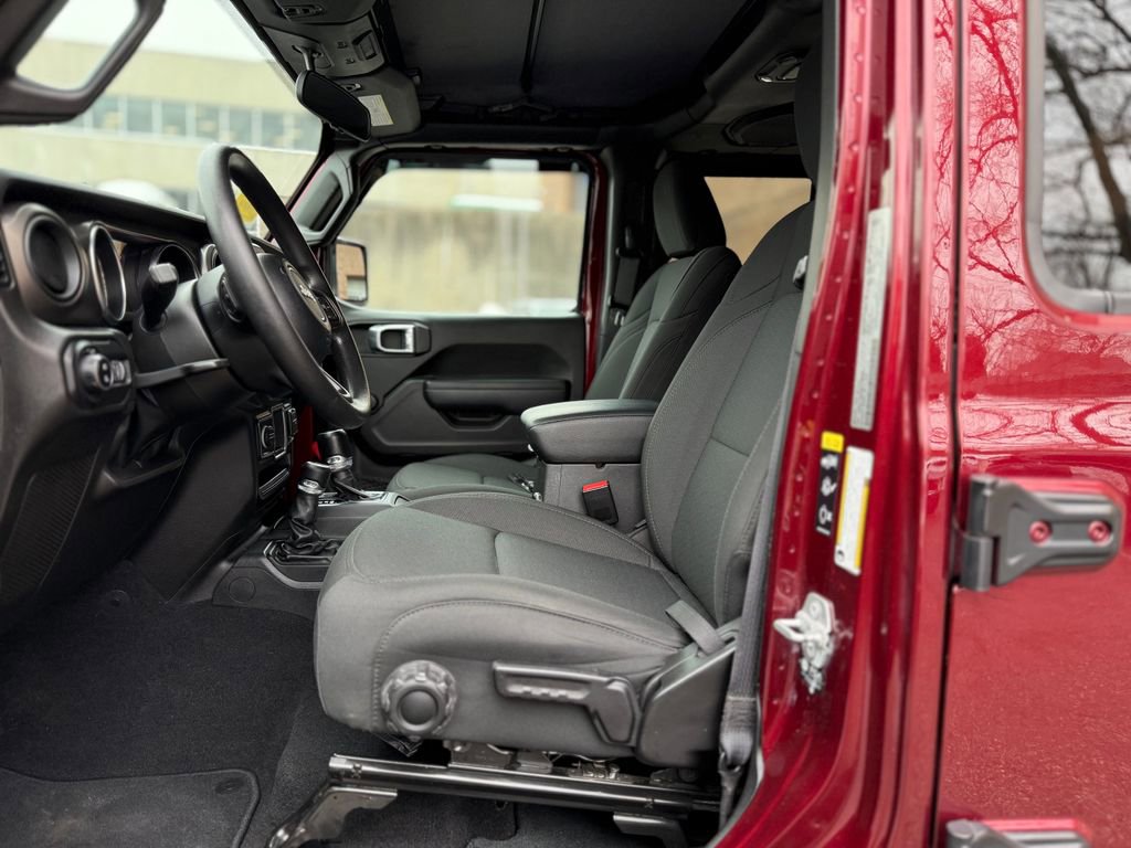 Used 2022 Jeep Gladiator Sport image 17