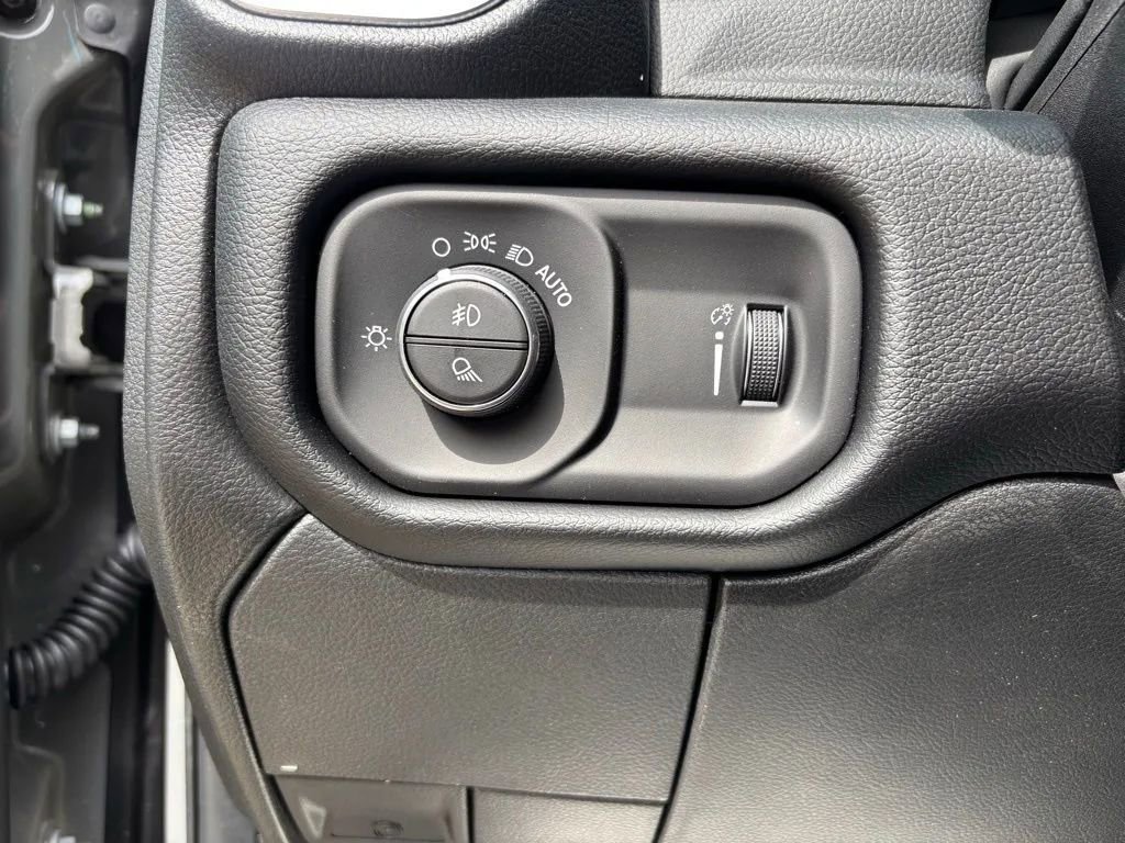 New 2026 RAM 3500 Tradesman AWD/4WD image 13
