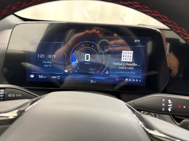 New 2026 Chevrolet Equinox RS w/ Safety and Technology Package AWD/4WD image 25