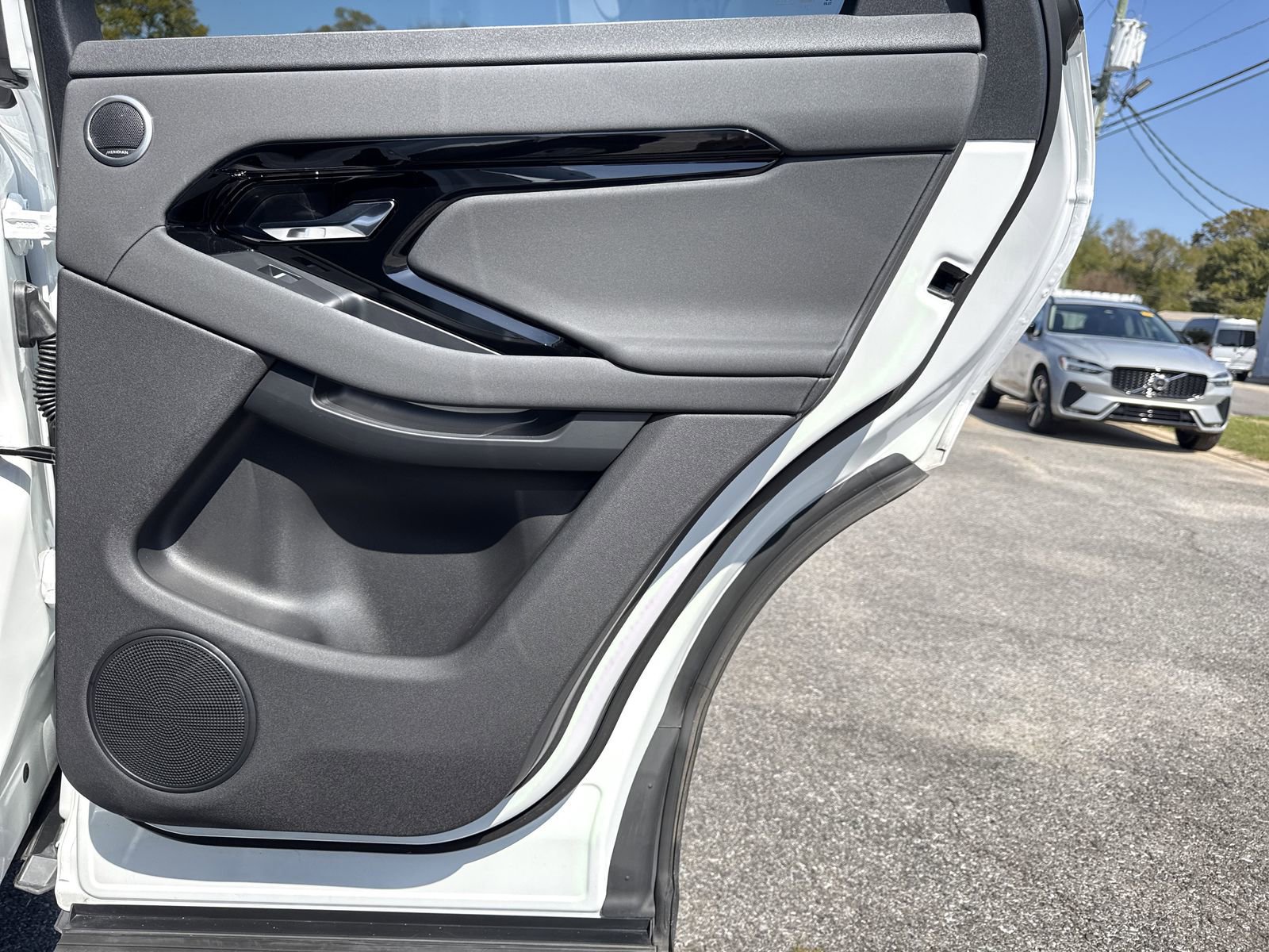 Used 2024 Land Rover Range Rover Evoque S image 30