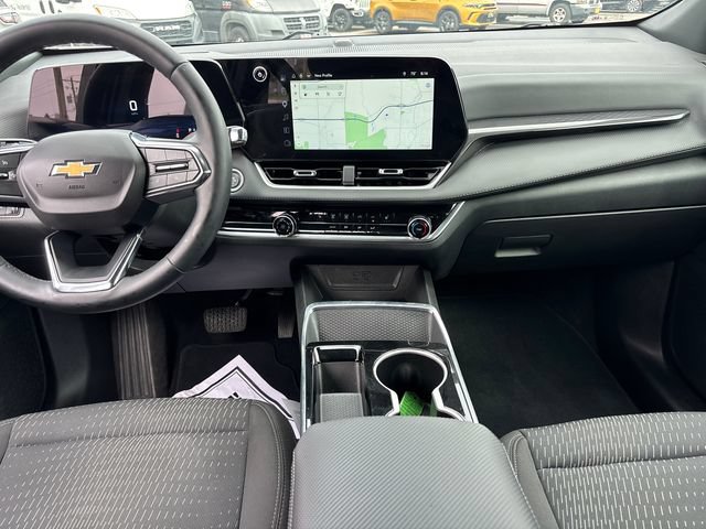 Used 2025 Chevrolet Equinox LT AWD/4WD image 10