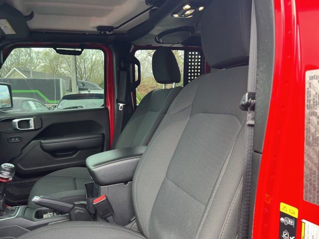 Used 2022 Jeep Gladiator Willys image 3