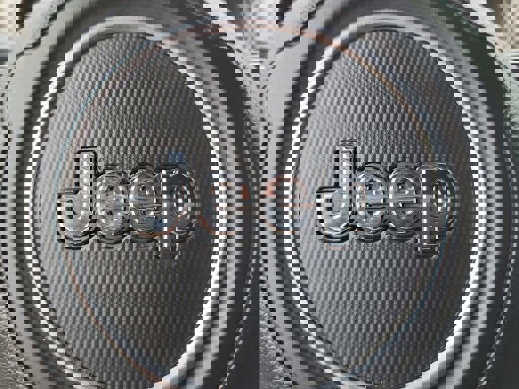 Used 2018 Jeep Wrangler Unlimited Sport S image 30