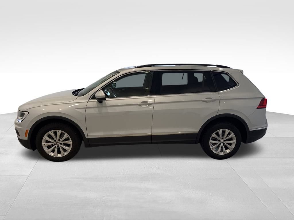 Used 2018 Volkswagen Tiguan SE image 2