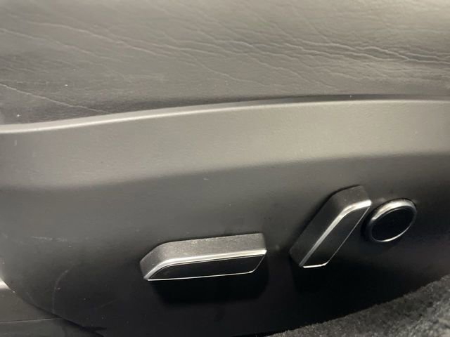 Used 2021 Tesla Model S Plaid image 12