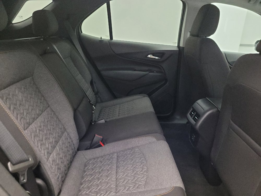 Used 2024 Chevrolet Equinox LT FWD image 19