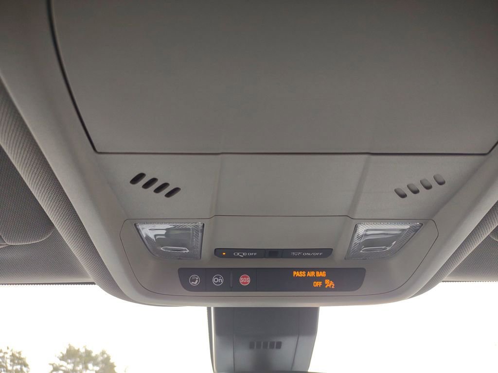 Used 2024 Chevrolet Equinox LT w/ LPO, Floor Liner Package image 31