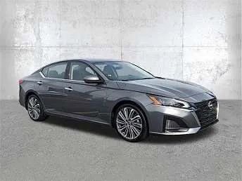 Used 2024 Nissan Altima 2.5 SL