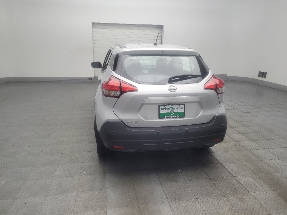Used 2020 Nissan Kicks S FWD image 6