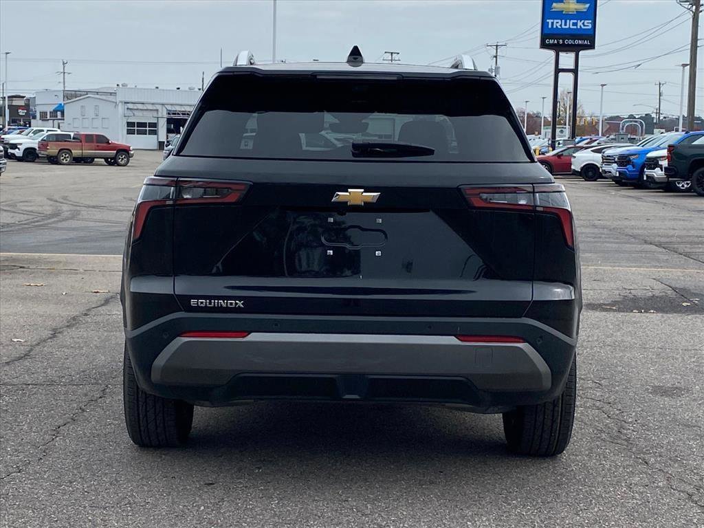 New 2026 Chevrolet Equinox LT w/ Convenience Package II image 4